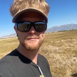 Meet your Posher, Justin